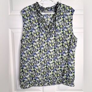 Avenue women’s floral sleeveless top - Size 18/20